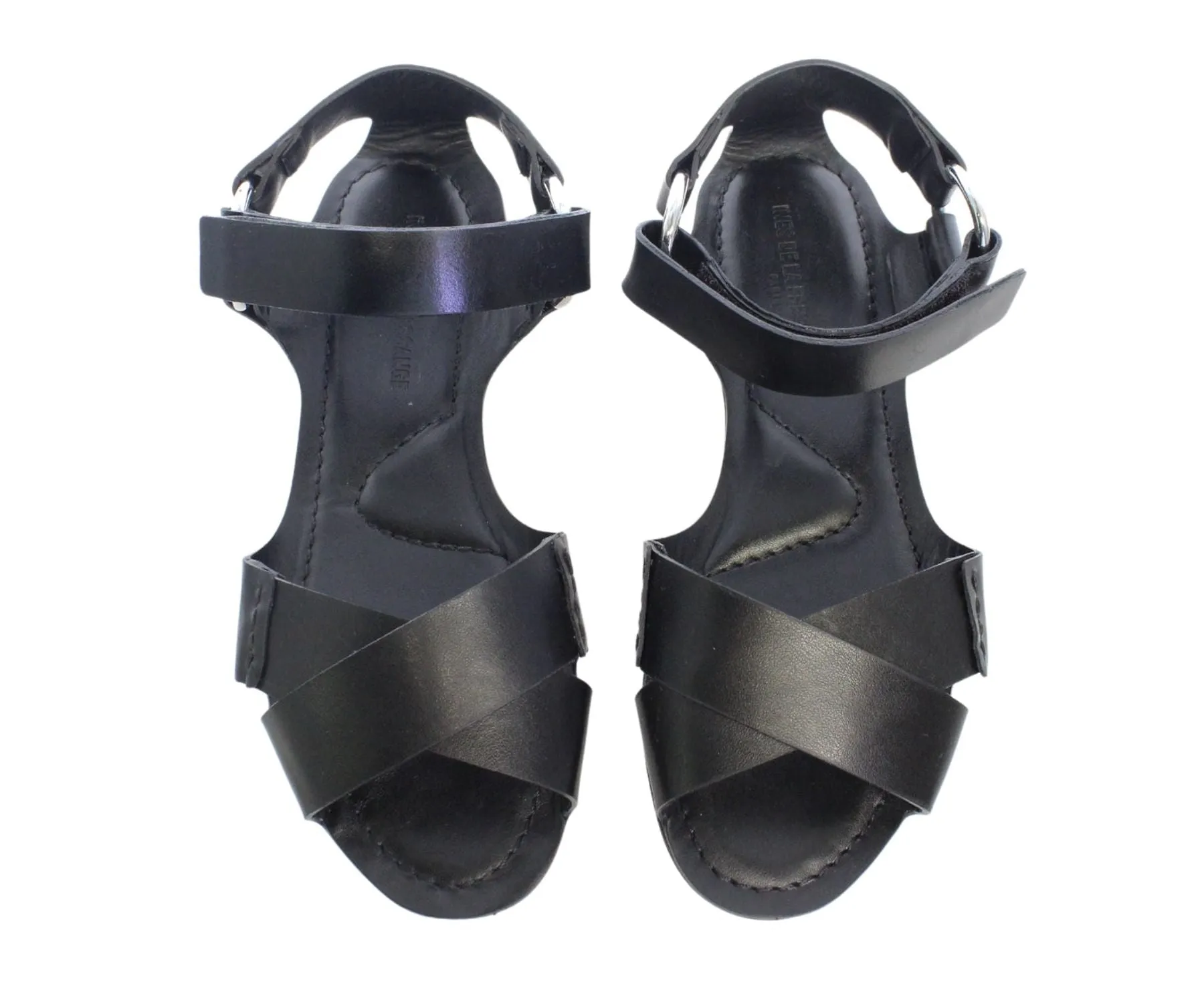 Black flat sandal