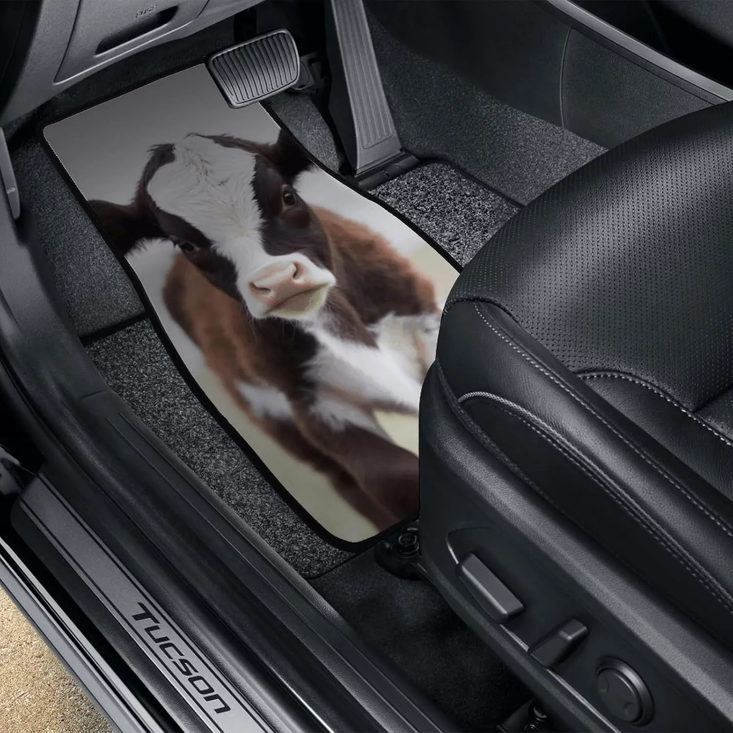Car Floor Mats 4 Piece Universal Car Floor Mats Baby Cow Car Mat Set Rubber Floor Mats for Cars Non-Slip Car Foot Pad Car Carpet Decor Heel Pad for Most Vehicles