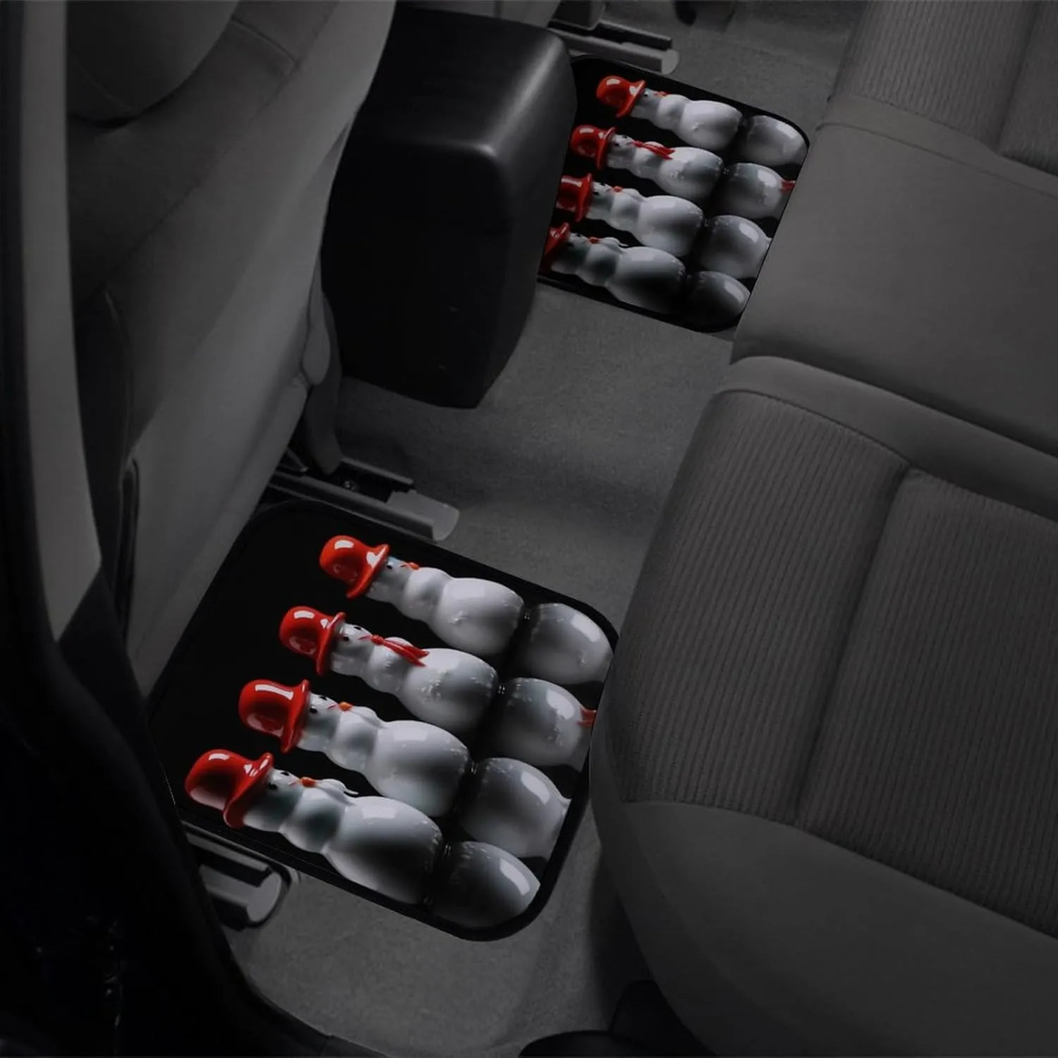 Car Floor Mats 4 Piece Universal Car Floor Mats White Snowman Sculpture Car Mat Set Rubber Floor Mats for Cars Non-Slip Car Foot Pad Car Carpet Decor Heel Pad for Most Vehicles