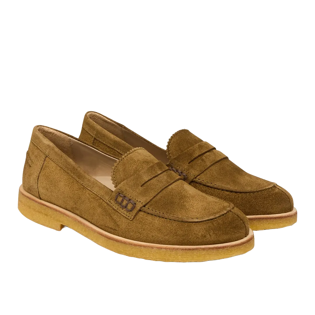 Classic loafer with soft heelcap