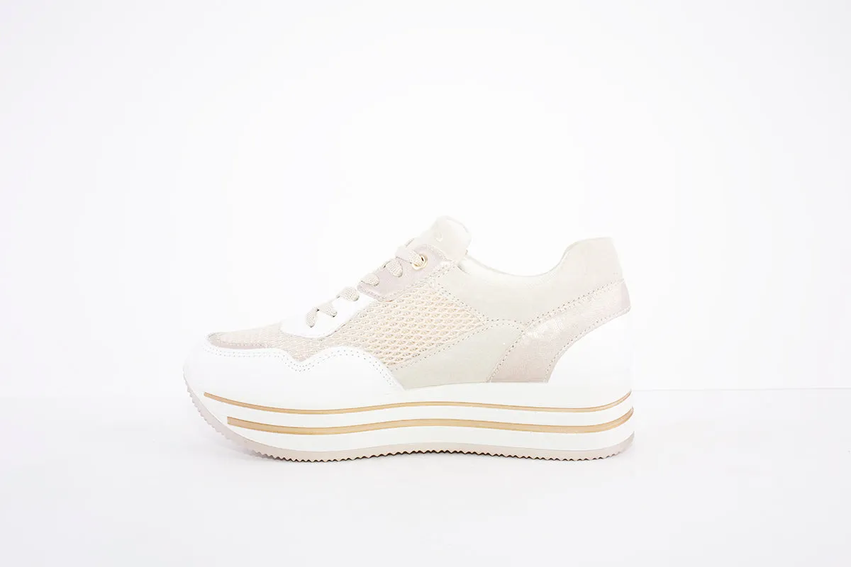IGI & CO - 1661900 CHUNKY LACE UP FASHION RUNNER - BEIGE/WHITE