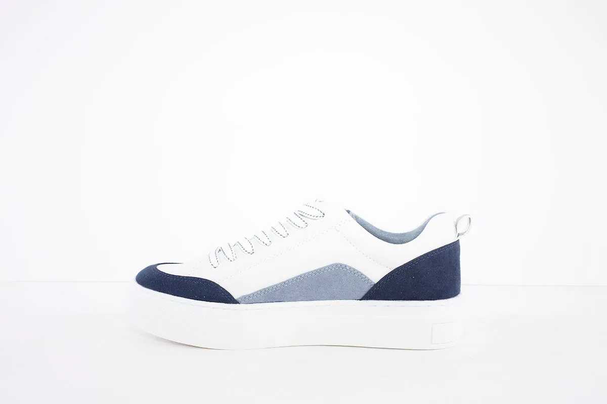 MARCO TOZZI - 23703-135 LACED FASHION SHOE - WHITE/NAVY