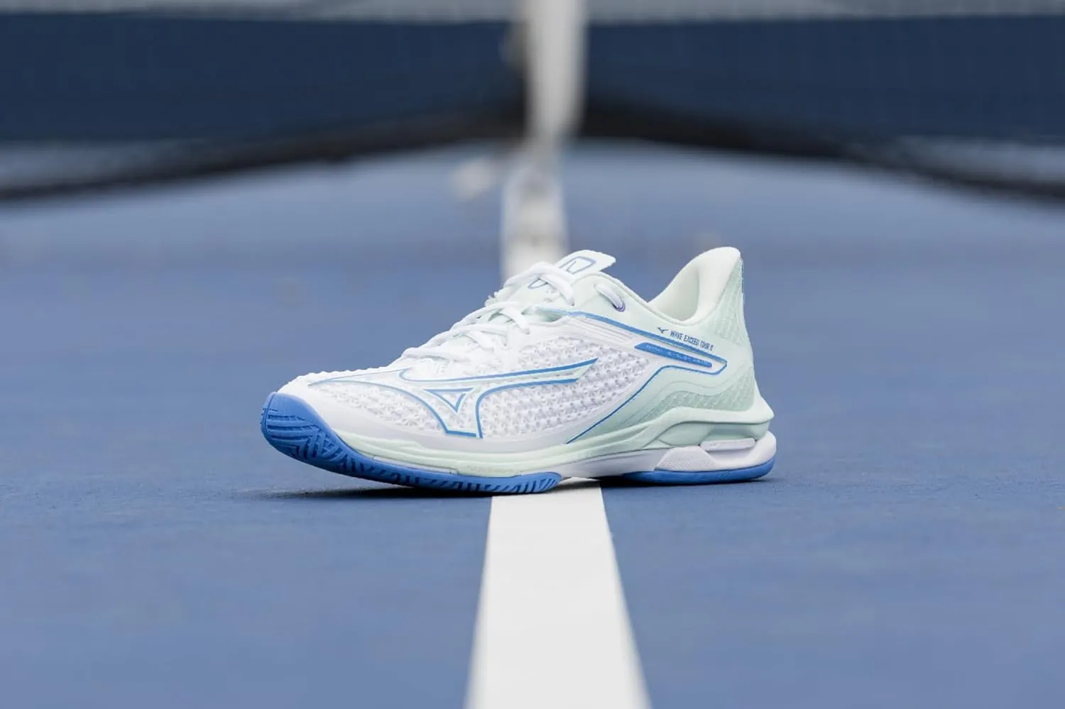 Mizuno Women’s Wave Exceed Tour 6 All Court Tennis Shoe
