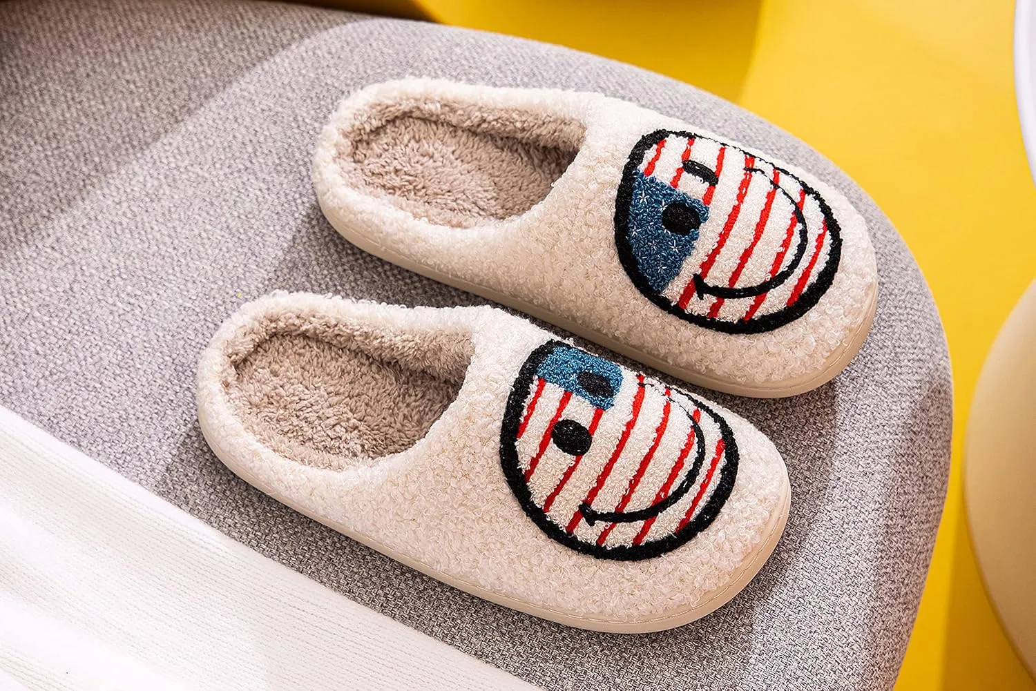 NEVEROLD Fun Happy Face Smile Emoticon Fluffy Sherpa Slip On House Slippers for Women and Men