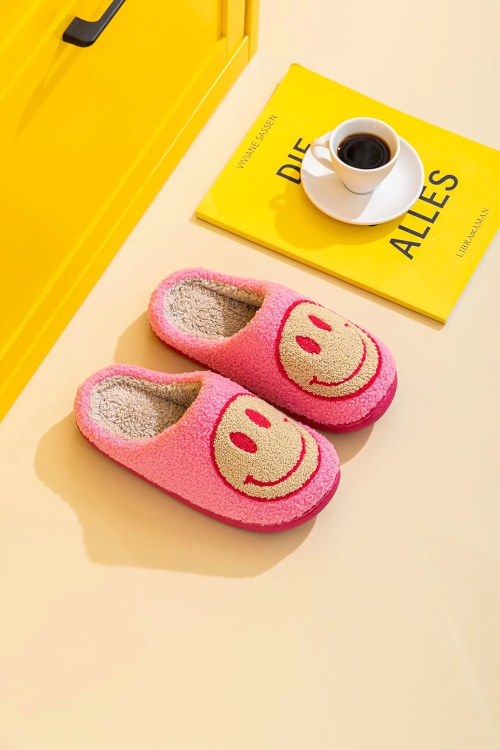 NEVEROLD Fun Happy Face Smile Emoticon Fluffy Sherpa Slip On House Slippers for Women and Men