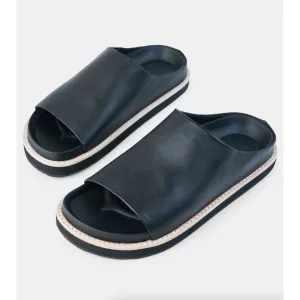 Palm Leather Slide