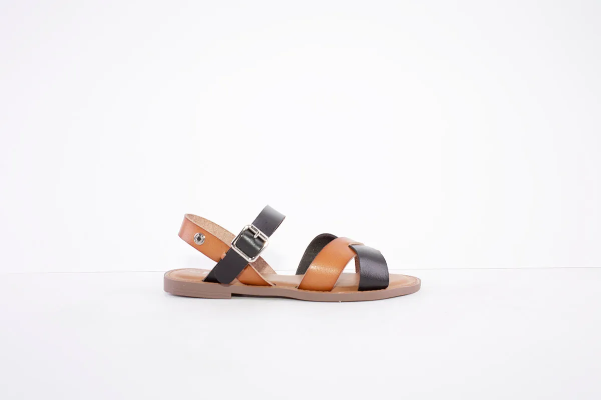 REFRESH- 79293- FLAT FASHION STRAP SANDAL - BLACK/TAN