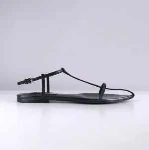 SANDAL T