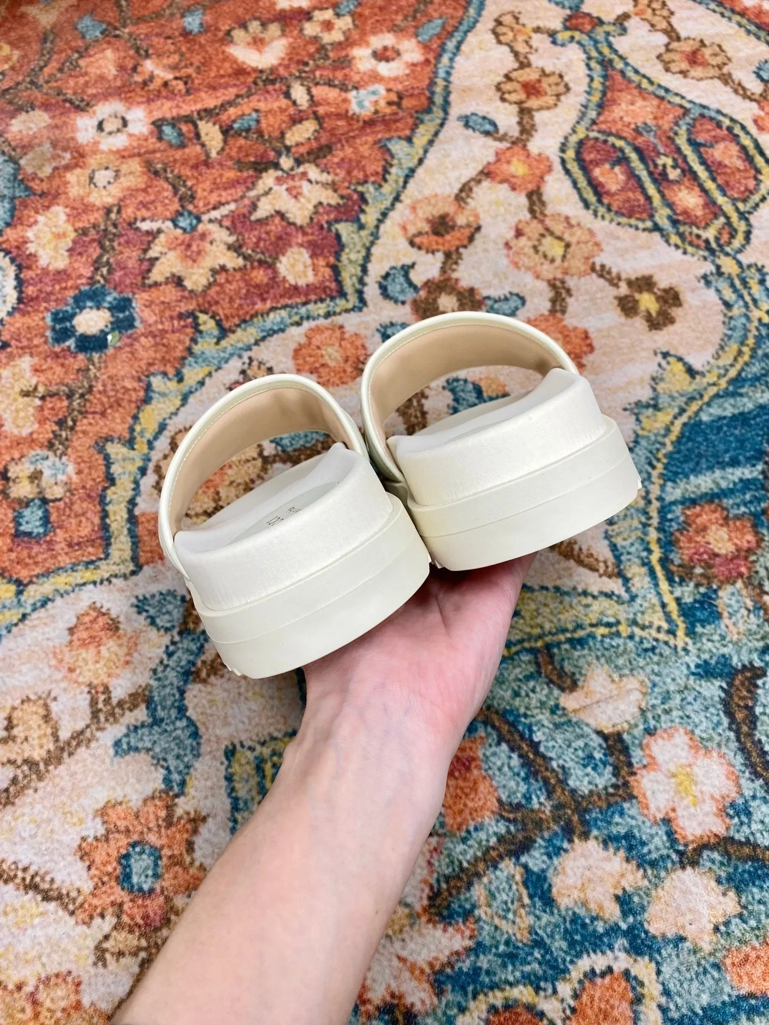 SE1099 Gucci Women's Slide Sandal / SE1099