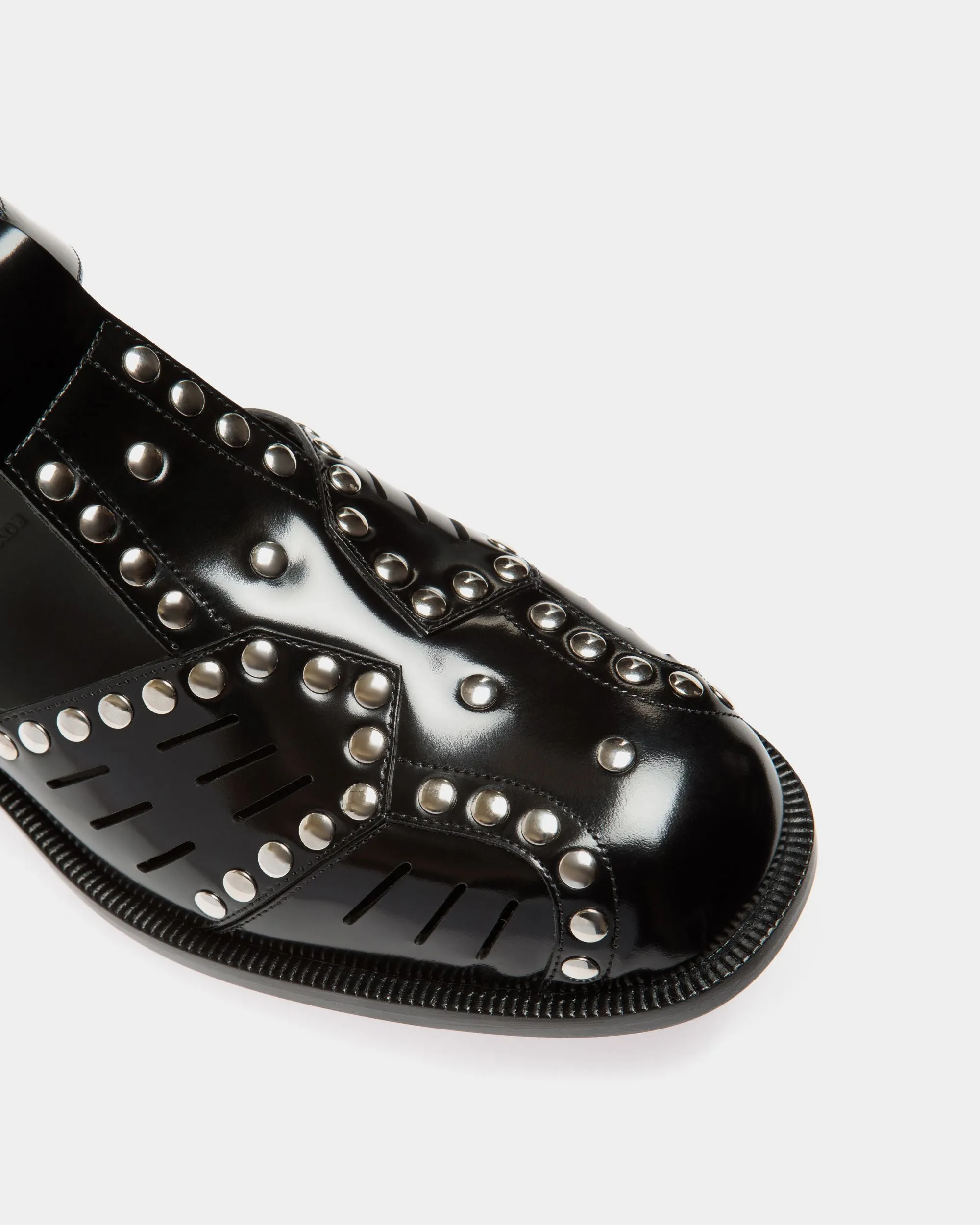 Spiegel Flat Sandal in Black Leather