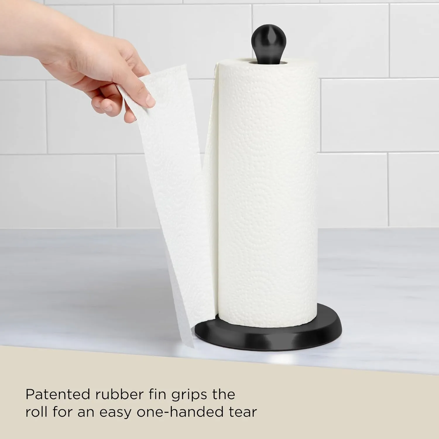 Umbra Tug One-Handed Tear Modern Paper Towel Holder, Black