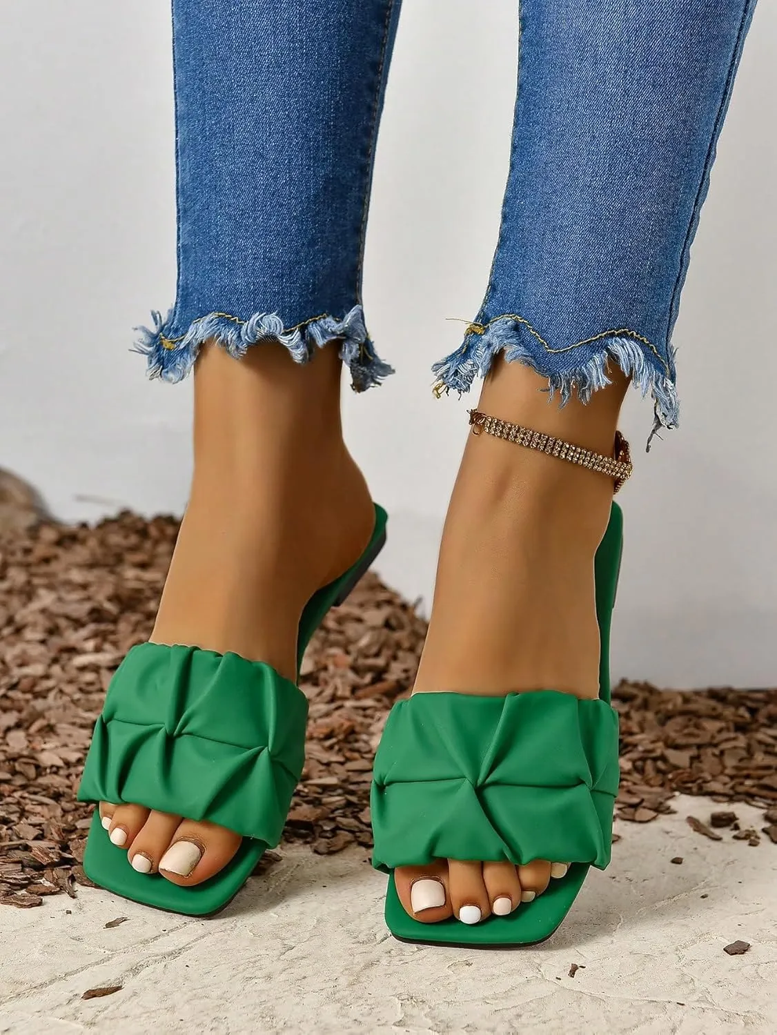 Verdusa Women's Square Toe Pleated Slide Sandals Summer Sandals Slippers