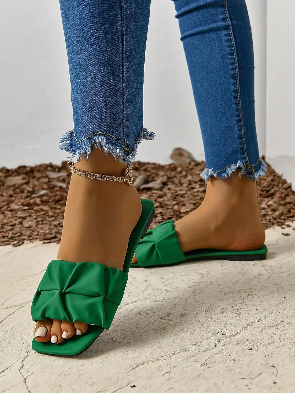 Verdusa Women's Square Toe Pleated Slide Sandals Summer Sandals Slippers
