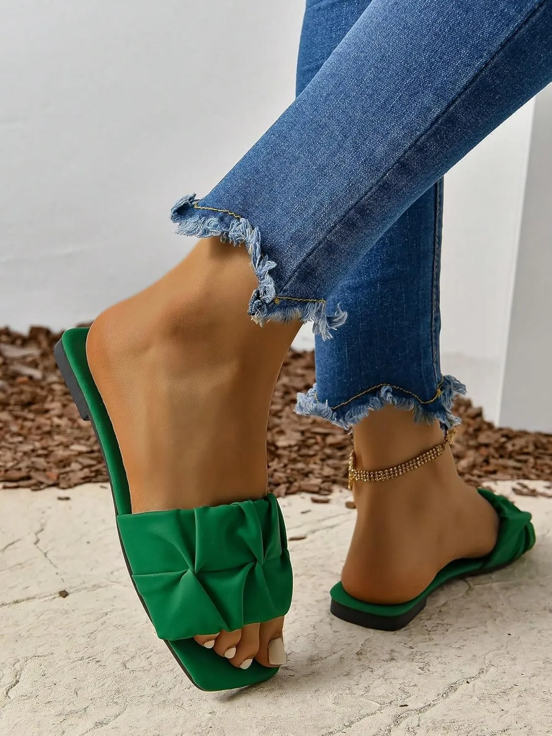 Verdusa Women's Square Toe Pleated Slide Sandals Summer Sandals Slippers