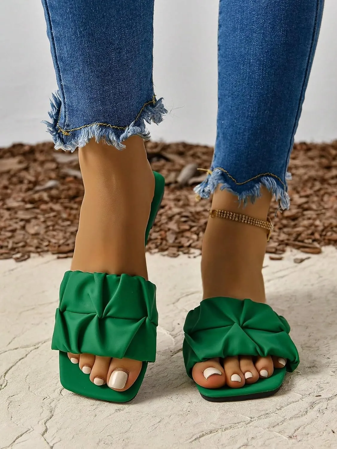 Verdusa Women's Square Toe Pleated Slide Sandals Summer Sandals Slippers